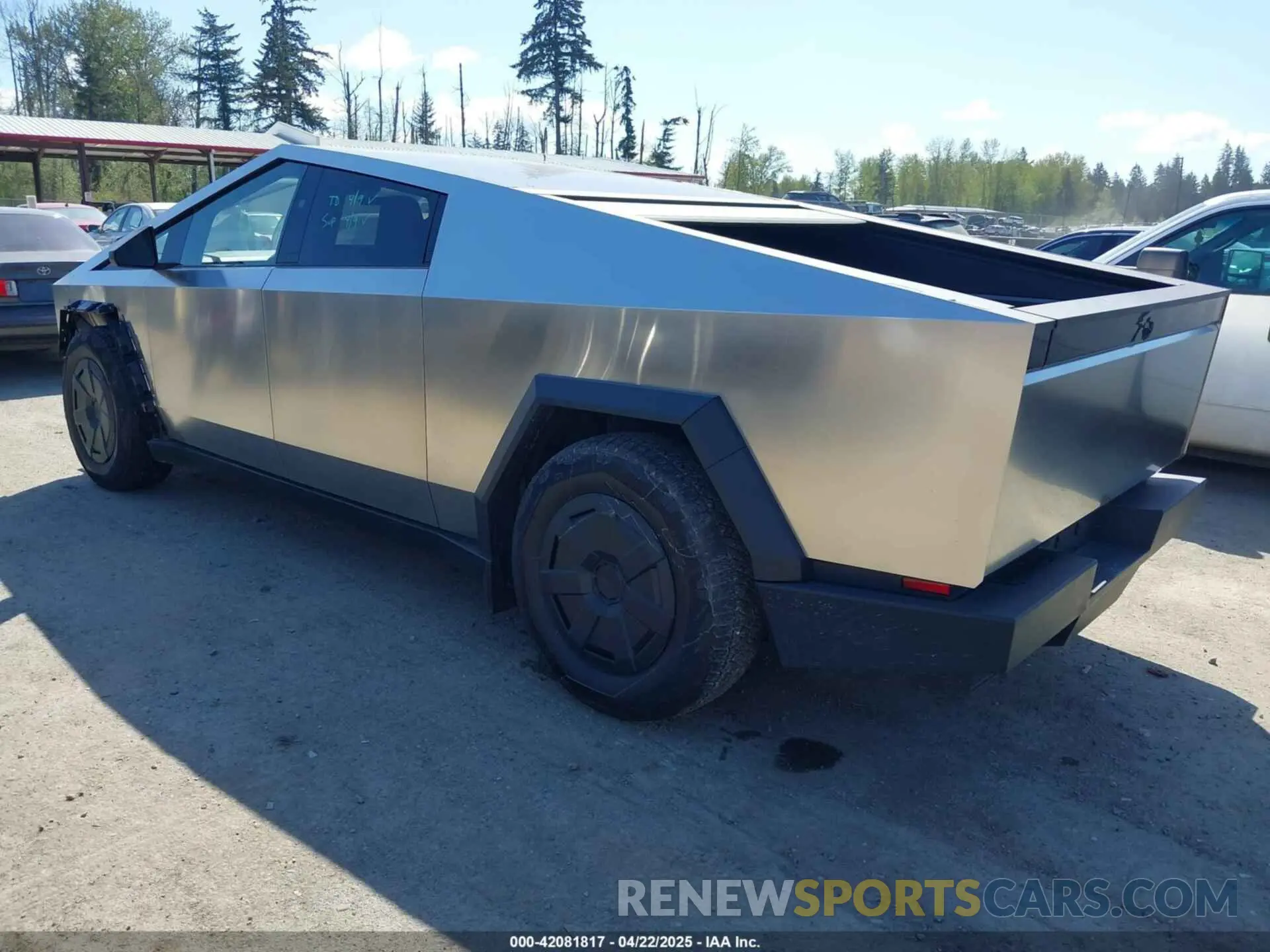 3 Photograph of a damaged car 7G2CEHED7SA065144 TESLA CYBERTRUCK 2025