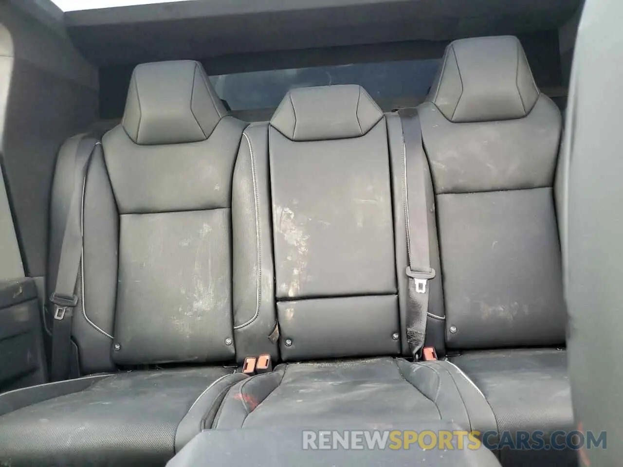 10 Photograph of a damaged car 7G2CEHED9SA058910 TESLA CYBERTRUCK 2025
