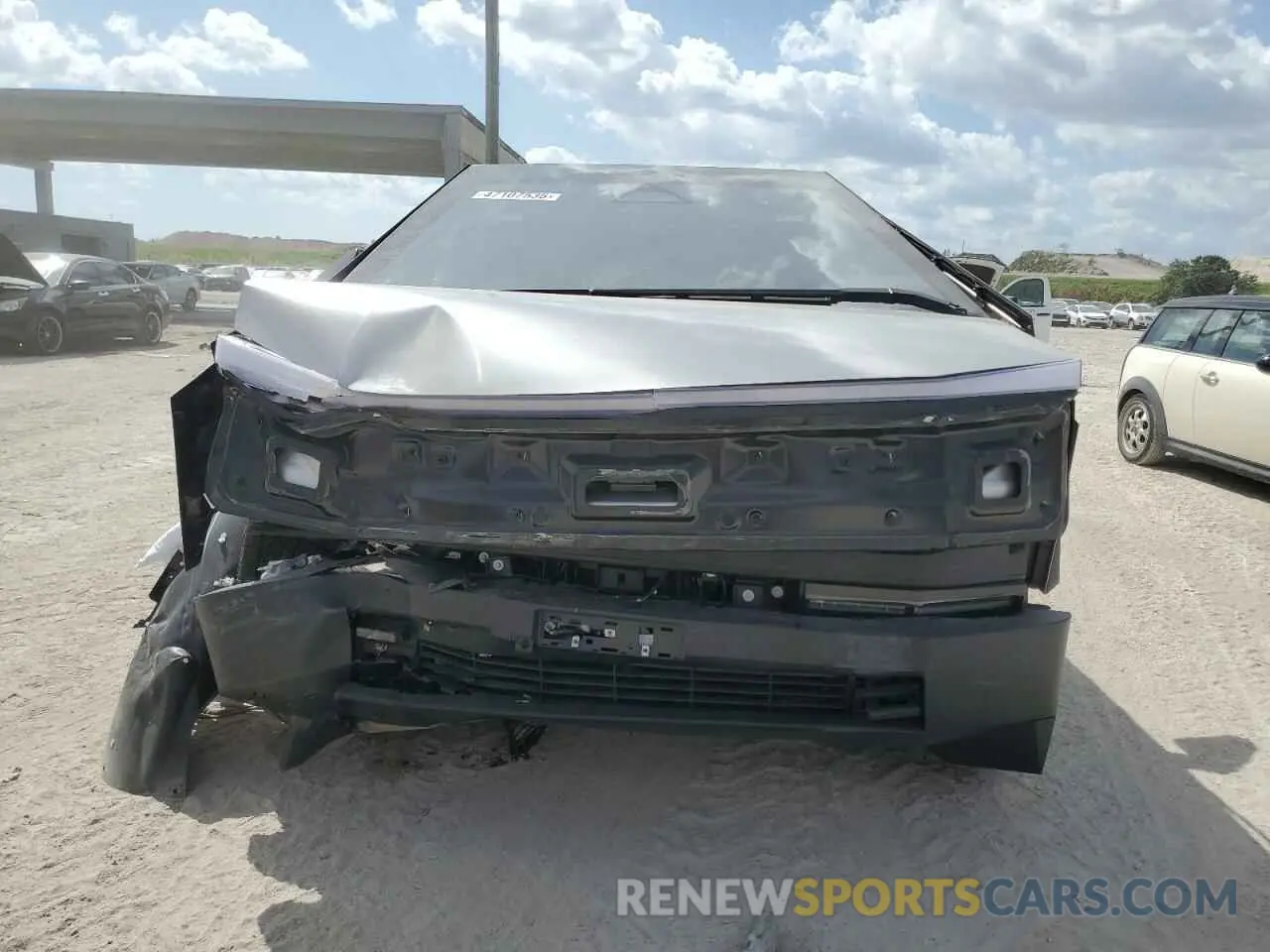 5 Photograph of a damaged car 7G2CEHED9SA058910 TESLA CYBERTRUCK 2025