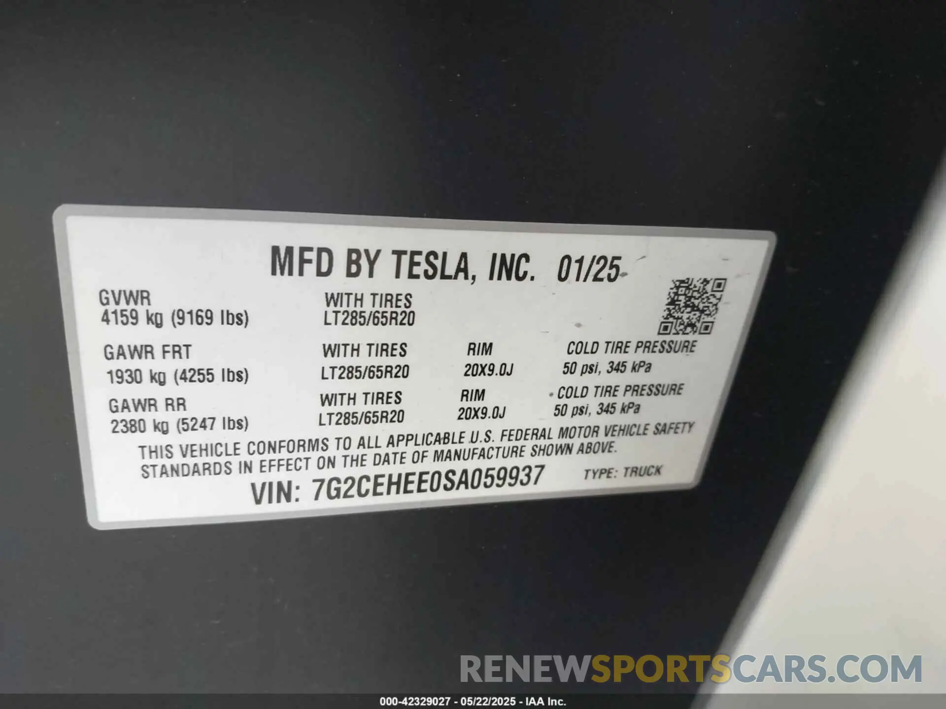 9 Photograph of a damaged car 7G2CEHEE0SA059937 TESLA CYBERTRUCK 2025