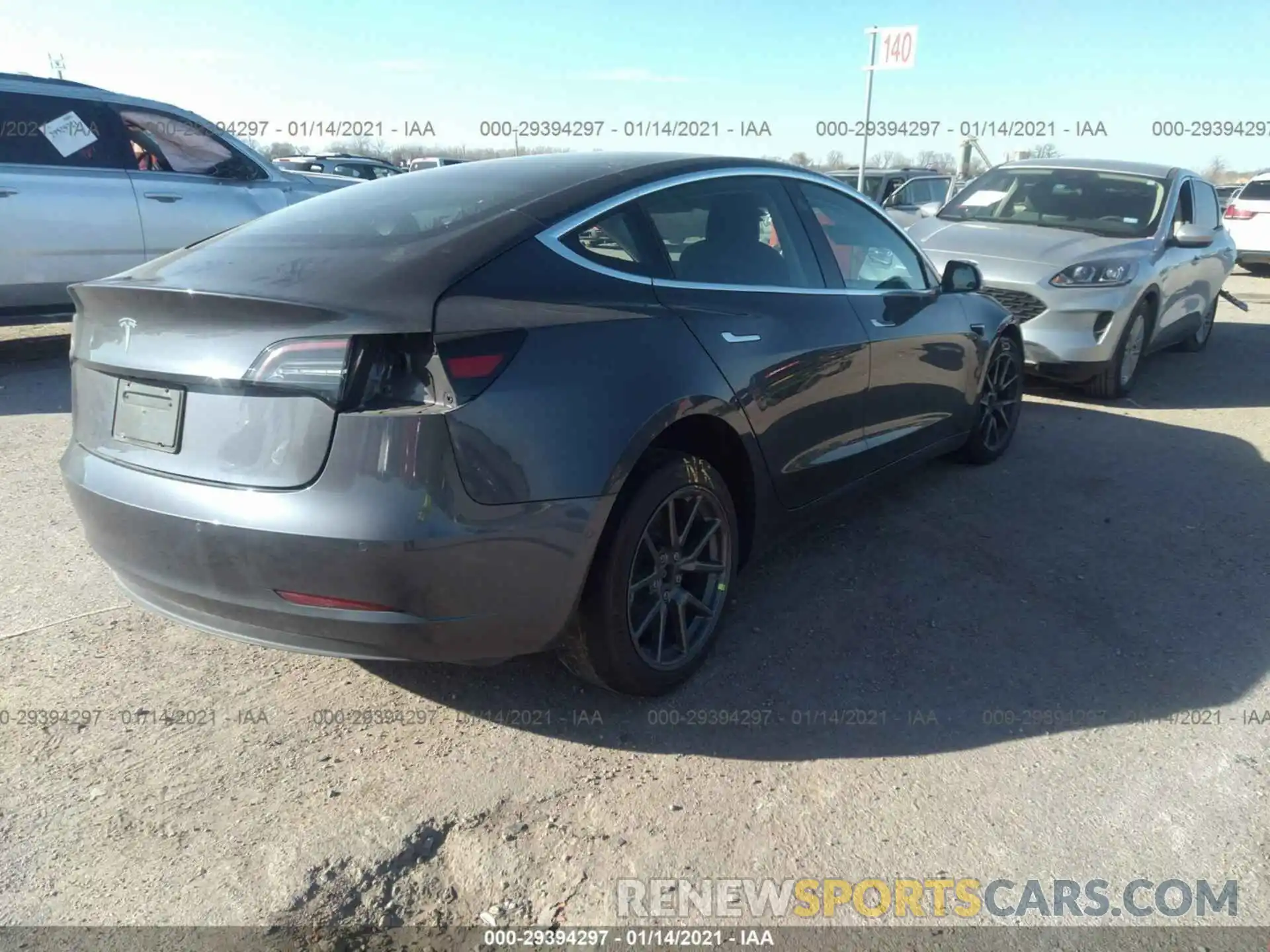 4 Photograph of a damaged car 05YJ3E1EA7KF41107 TESLA MODEL 3 2019