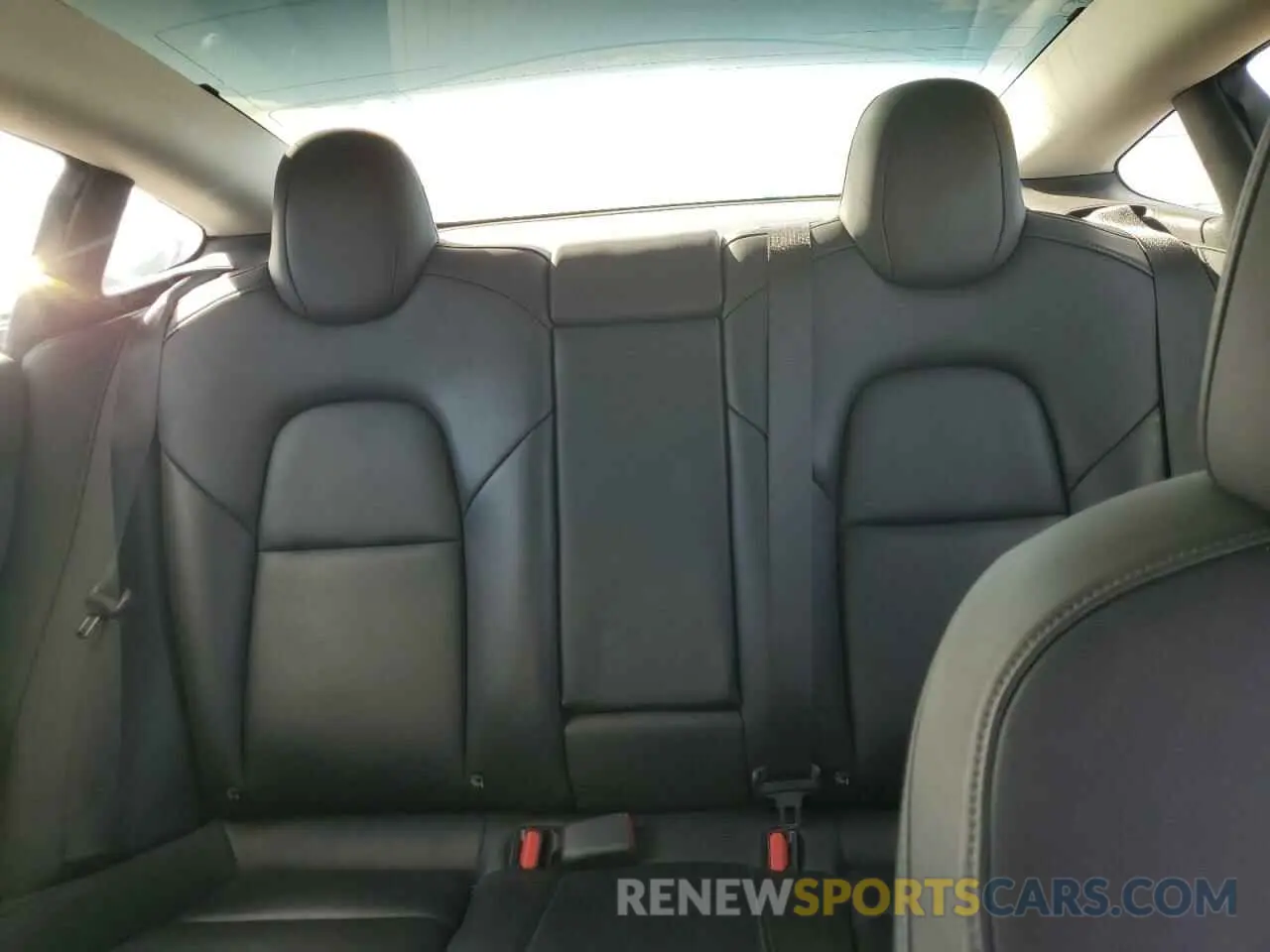 10 Photograph of a damaged car 5YJ3E1EA0KF230566 TESLA MODEL 3 2019