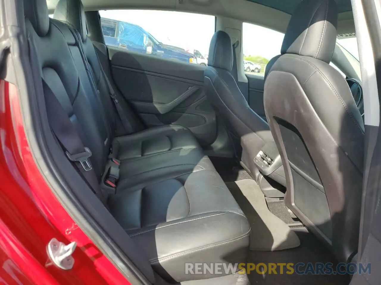 11 Photograph of a damaged car 5YJ3E1EA0KF230566 TESLA MODEL 3 2019