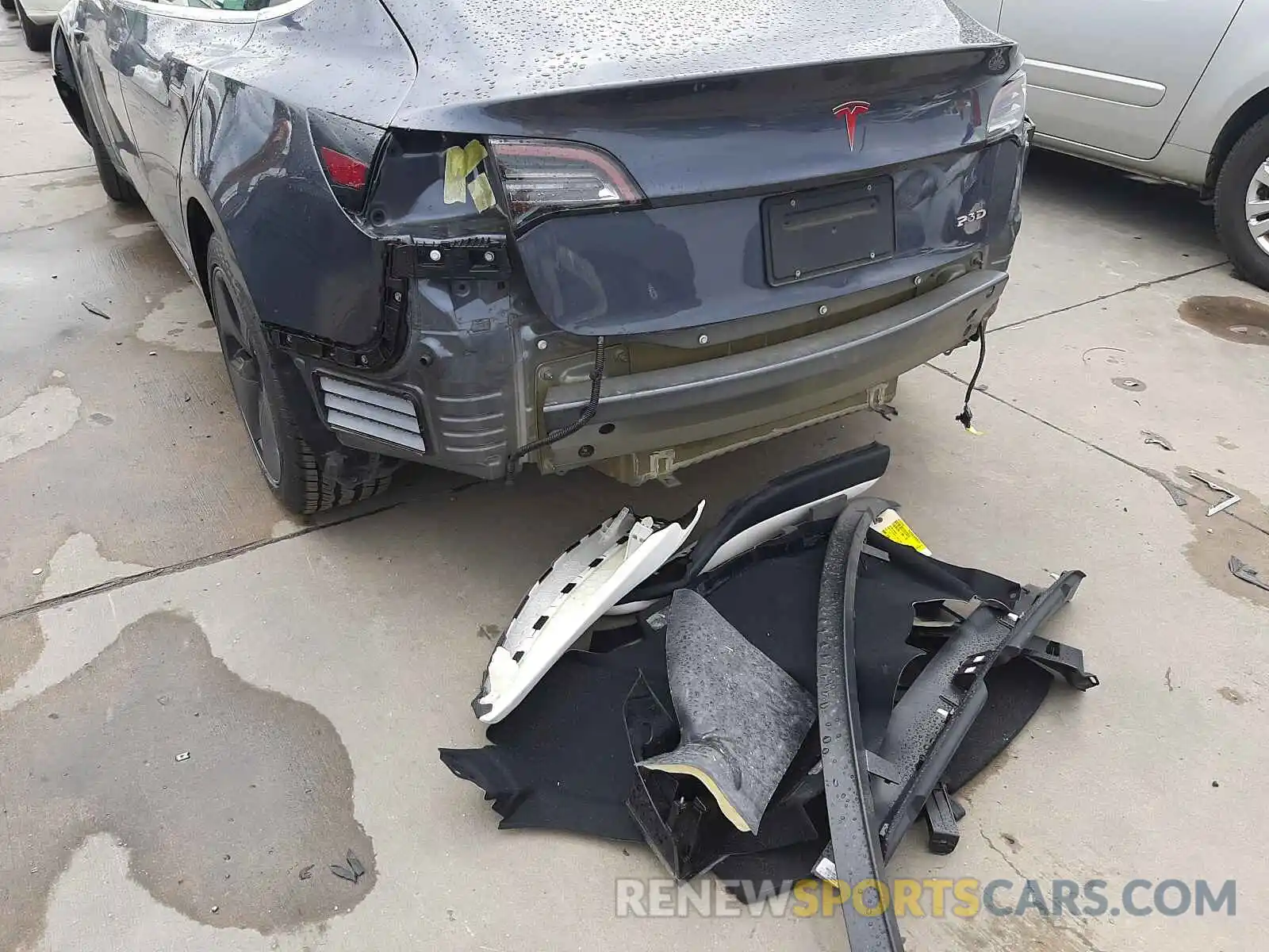 9 Photograph of a damaged car 5YJ3E1EA0KF301782 TESLA MODEL 3 2019