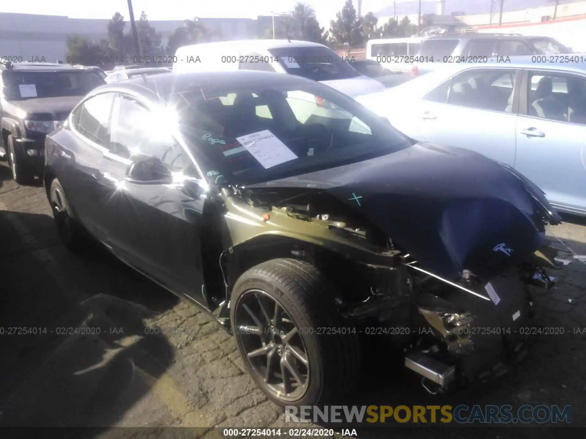 1 Photograph of a damaged car 5YJ3E1EA0KF305492 TESLA MODEL 3 2019