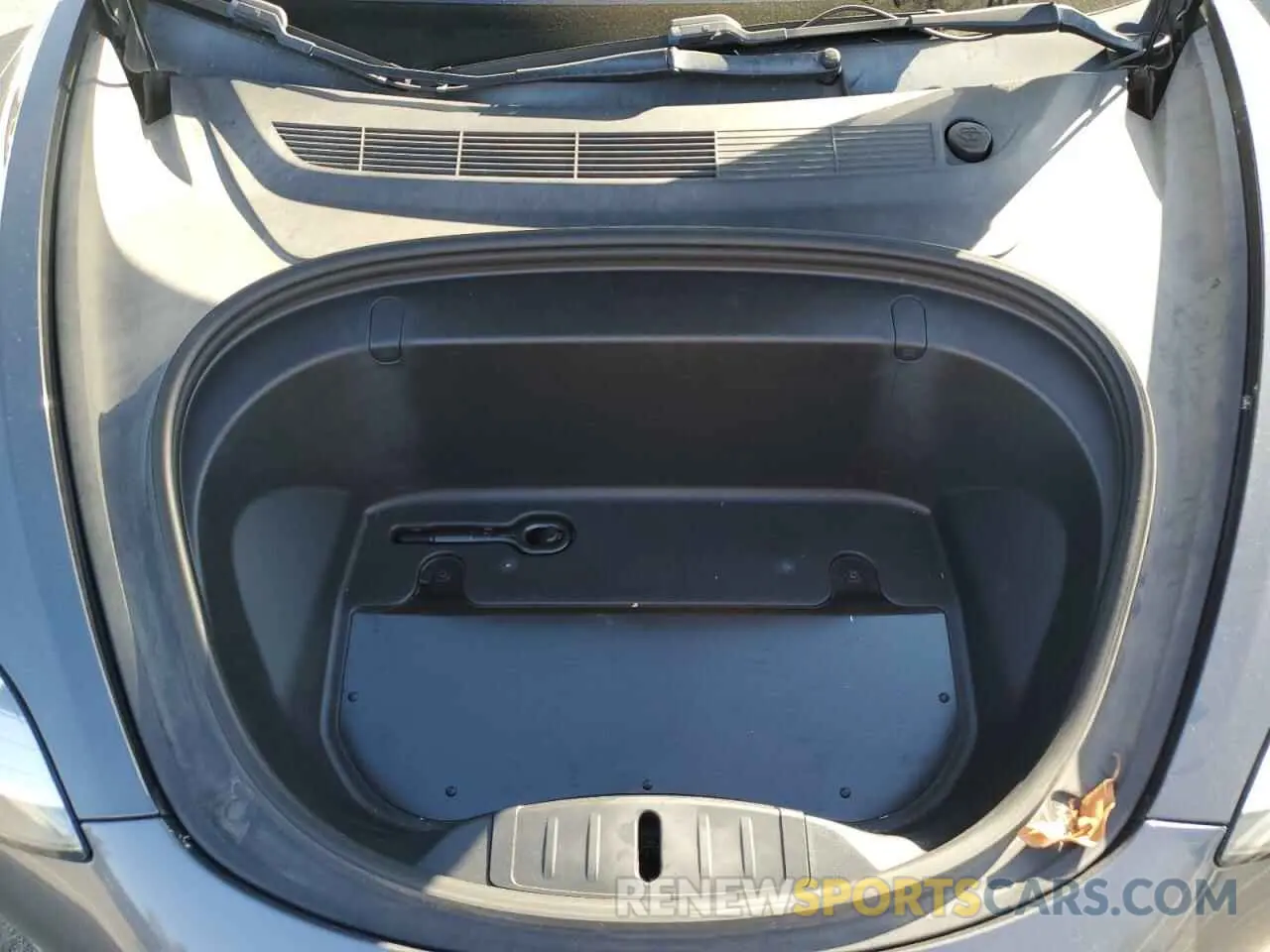 11 Photograph of a damaged car 5YJ3E1EA0KF307310 TESLA MODEL 3 2019