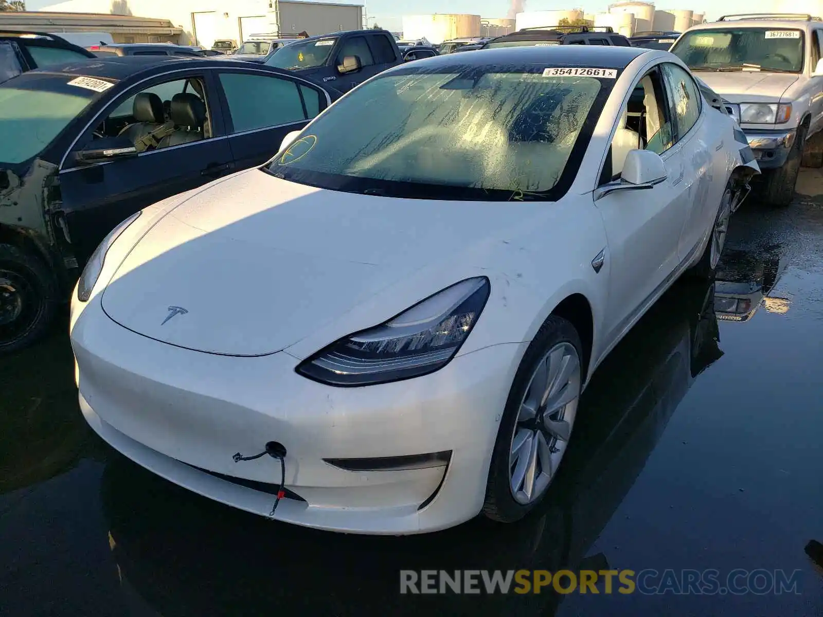 2 Photograph of a damaged car 5YJ3E1EA0KF313172 TESLA MODEL 3 2019