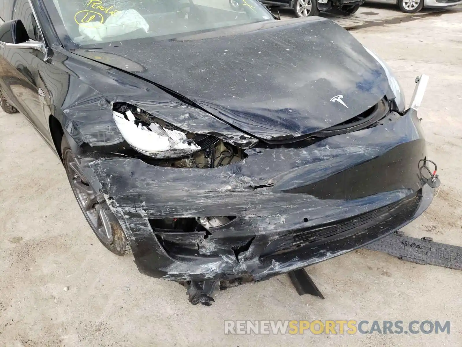 9 Photograph of a damaged car 5YJ3E1EA0KF313253 TESLA MODEL 3 2019