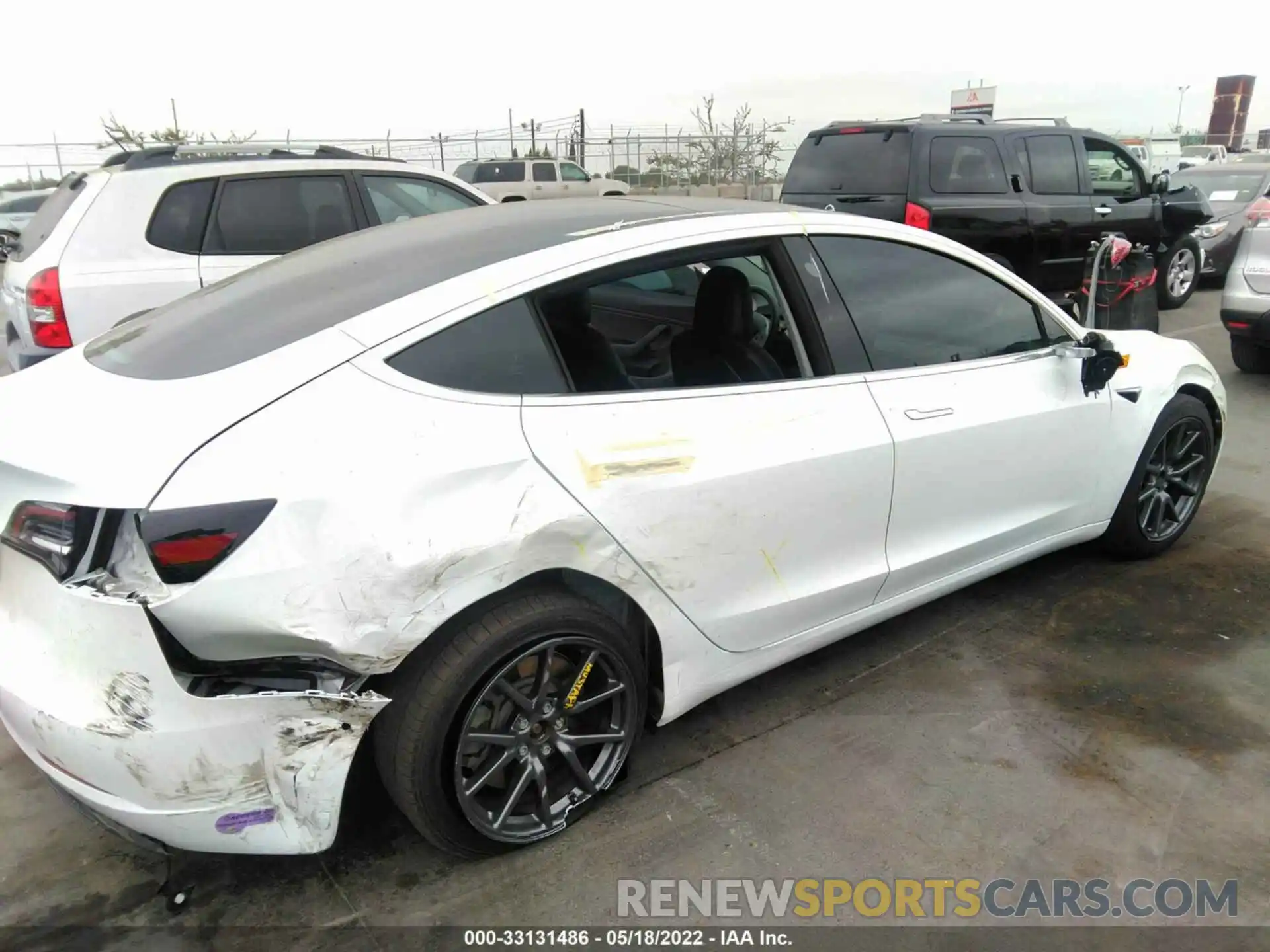 6 Photograph of a damaged car 5YJ3E1EA0KF337469 TESLA MODEL 3 2019