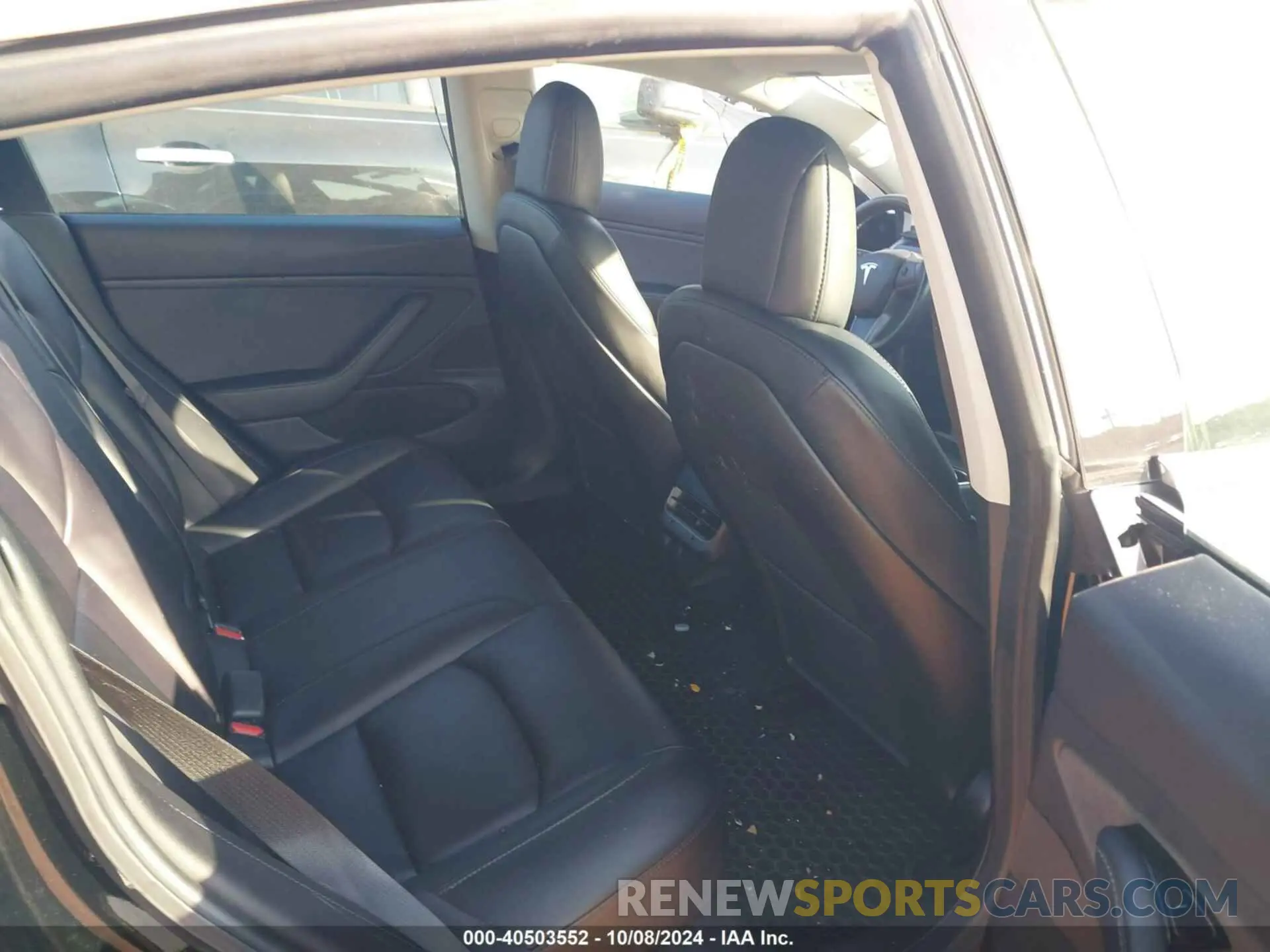8 Photograph of a damaged car 5YJ3E1EA0KF361738 TESLA MODEL 3 2019