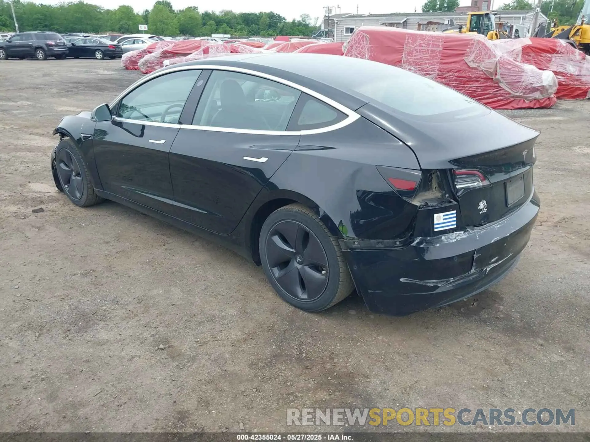 3 Photograph of a damaged car 5YJ3E1EA0KF395226 TESLA MODEL 3 2019