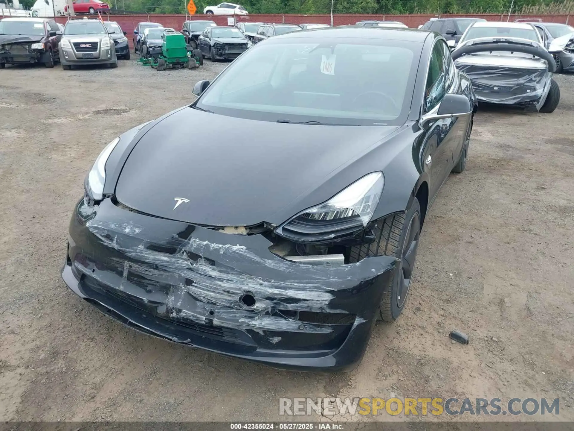 6 Photograph of a damaged car 5YJ3E1EA0KF395226 TESLA MODEL 3 2019