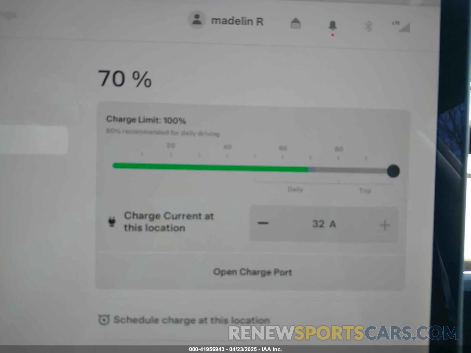 18 Photograph of a damaged car 5YJ3E1EA0KF402451 TESLA MODEL 3 2019