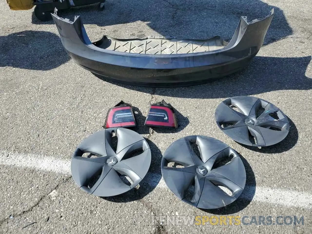 12 Photograph of a damaged car 5YJ3E1EA0KF411182 TESLA MODEL 3 2019