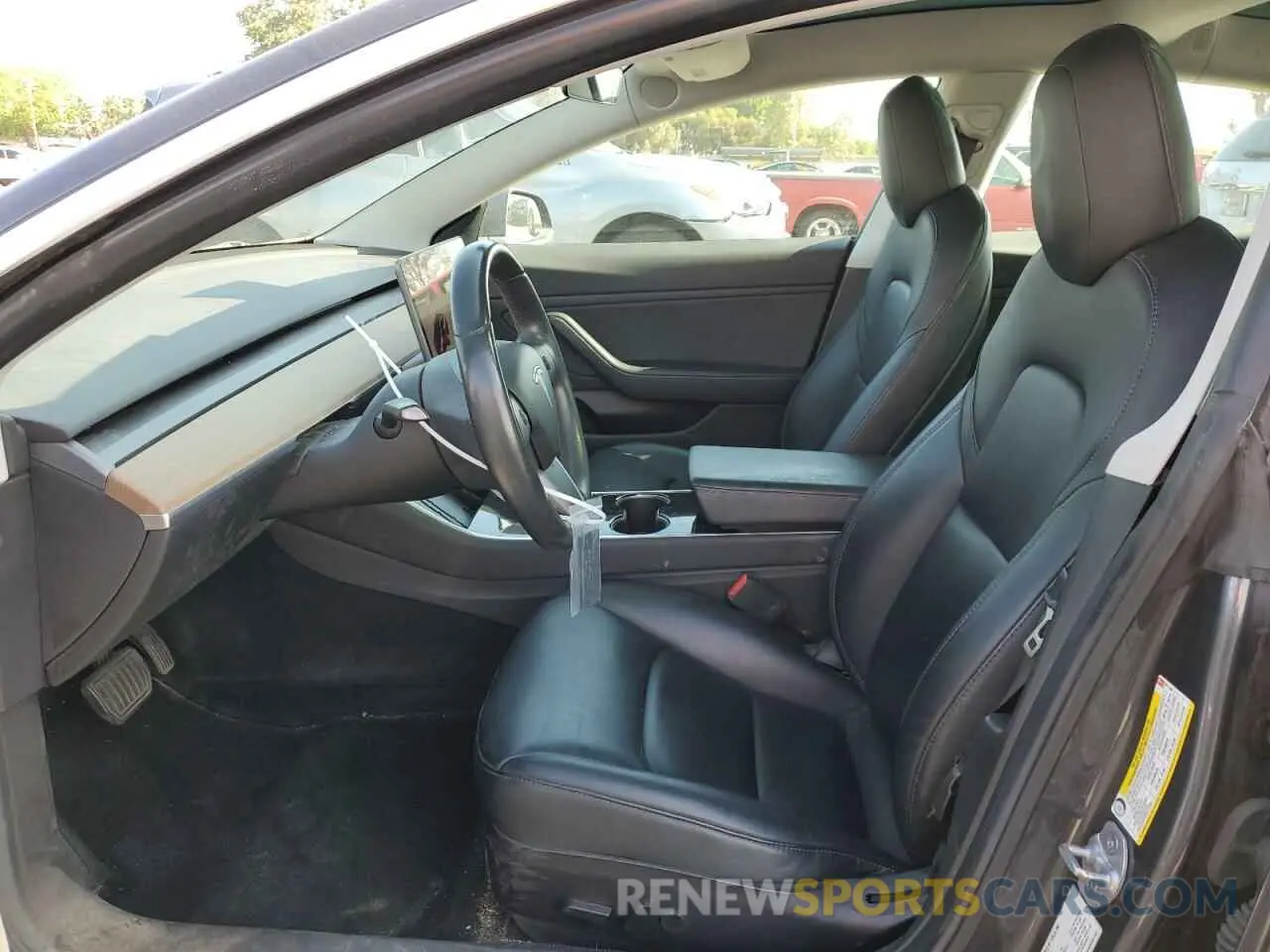 7 Photograph of a damaged car 5YJ3E1EA0KF411182 TESLA MODEL 3 2019