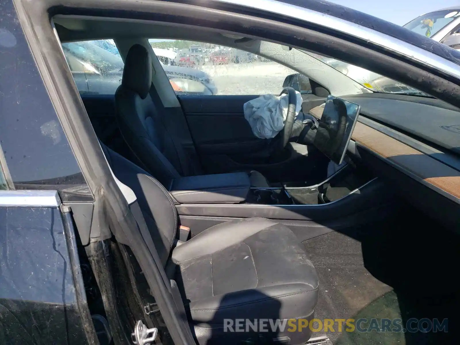 5 Photograph of a damaged car 5YJ3E1EA0KF414549 TESLA MODEL 3 2019