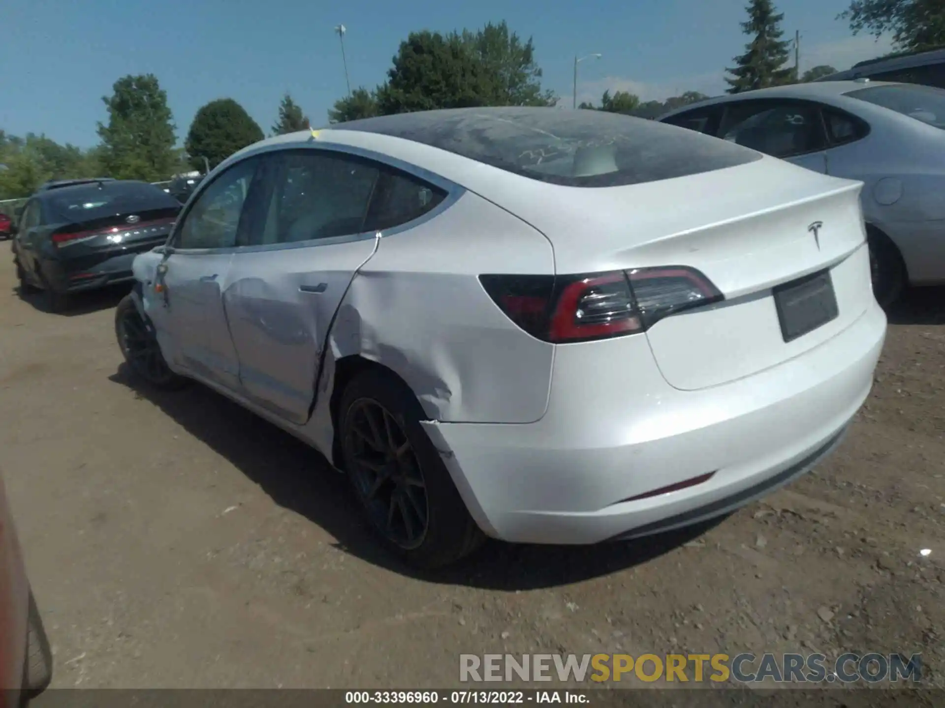 3 Photograph of a damaged car 5YJ3E1EA0KF417712 TESLA MODEL 3 2019