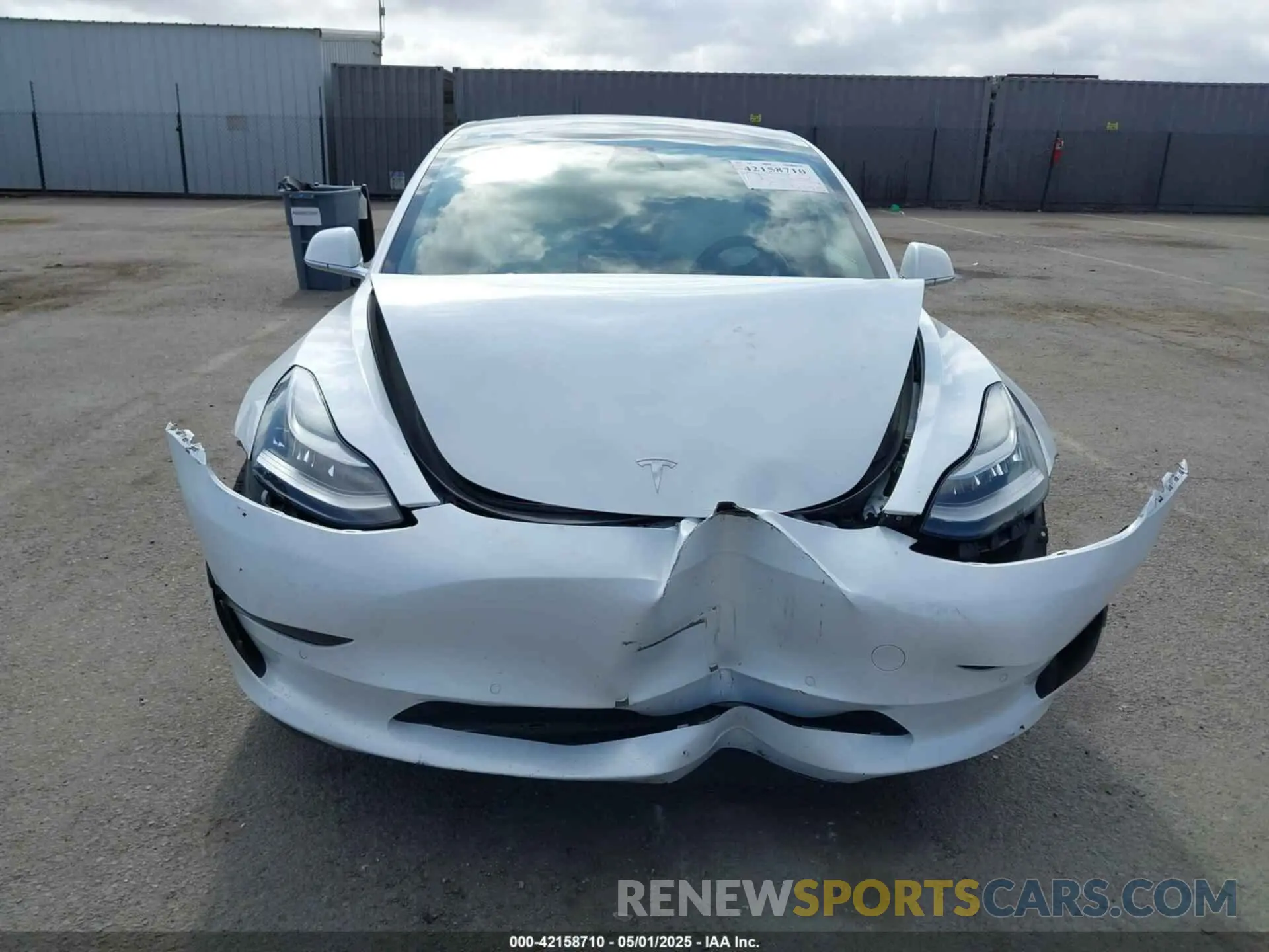 12 Photograph of a damaged car 5YJ3E1EA0KF419427 TESLA MODEL 3 2019