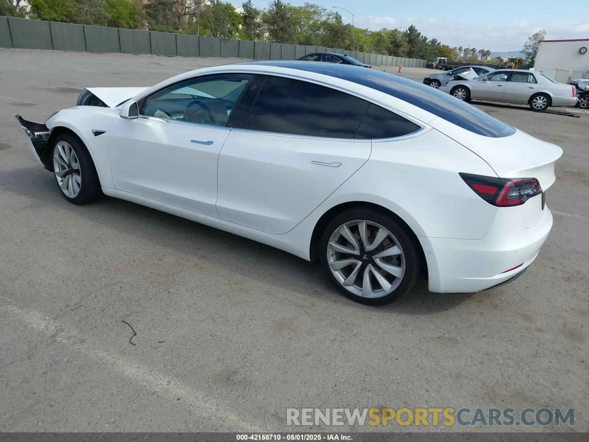 3 Photograph of a damaged car 5YJ3E1EA0KF419427 TESLA MODEL 3 2019