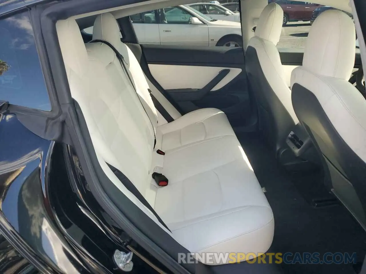 10 Photograph of a damaged car 5YJ3E1EA0KF431948 TESLA MODEL 3 2019