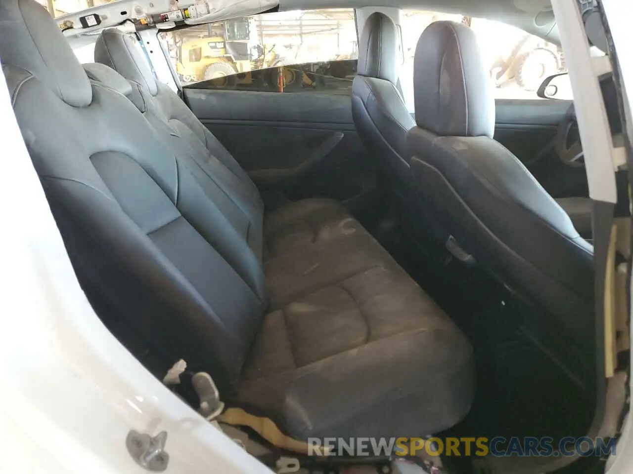 10 Photograph of a damaged car 5YJ3E1EA0KF435613 TESLA MODEL 3 2019