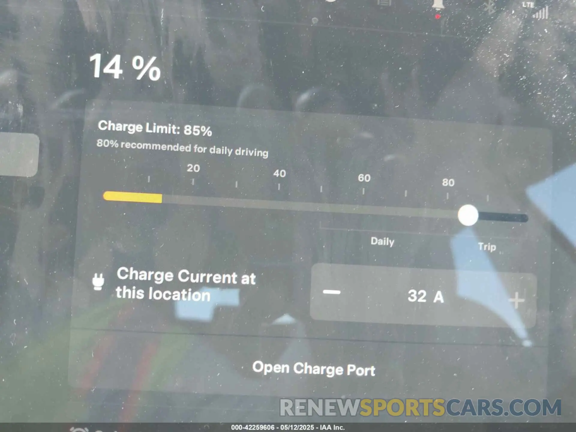 17 Photograph of a damaged car 5YJ3E1EA0KF464223 TESLA MODEL 3 2019