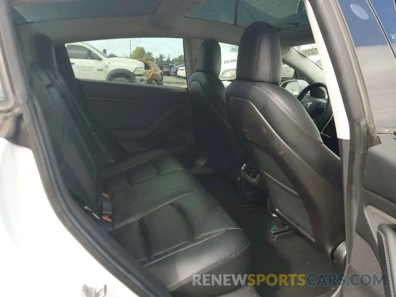 10 Photograph of a damaged car 5YJ3E1EA0KF464612 TESLA MODEL 3 2019