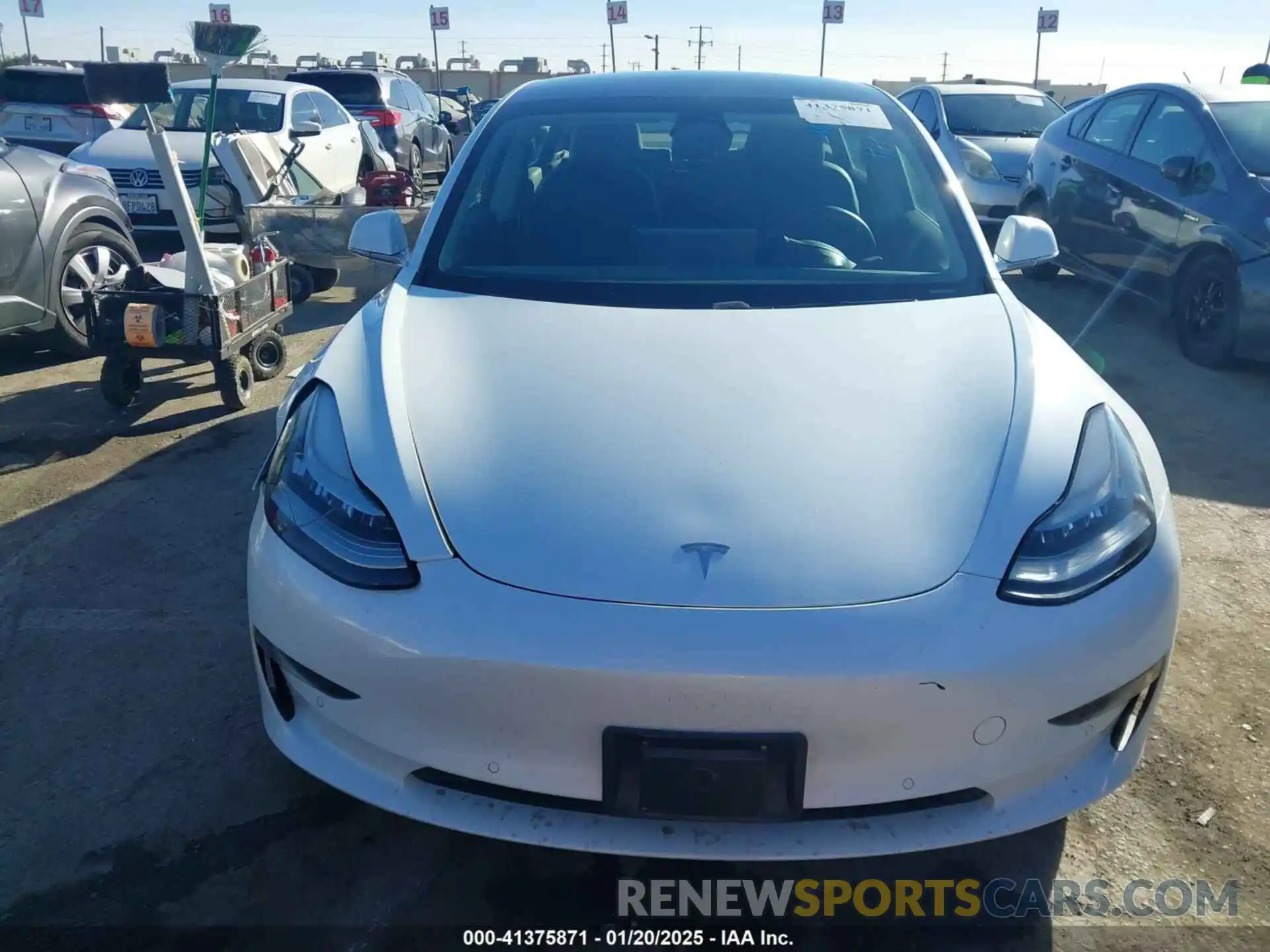 12 Photograph of a damaged car 5YJ3E1EA0KF476467 TESLA MODEL 3 2019