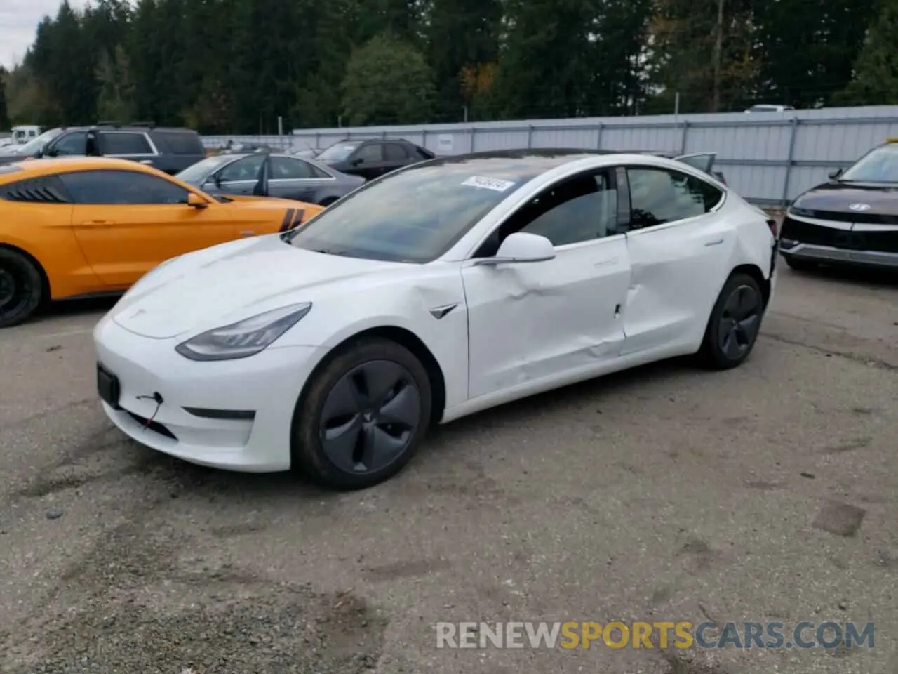 1 Photograph of a damaged car 5YJ3E1EA0KF482415 TESLA MODEL 3 2019