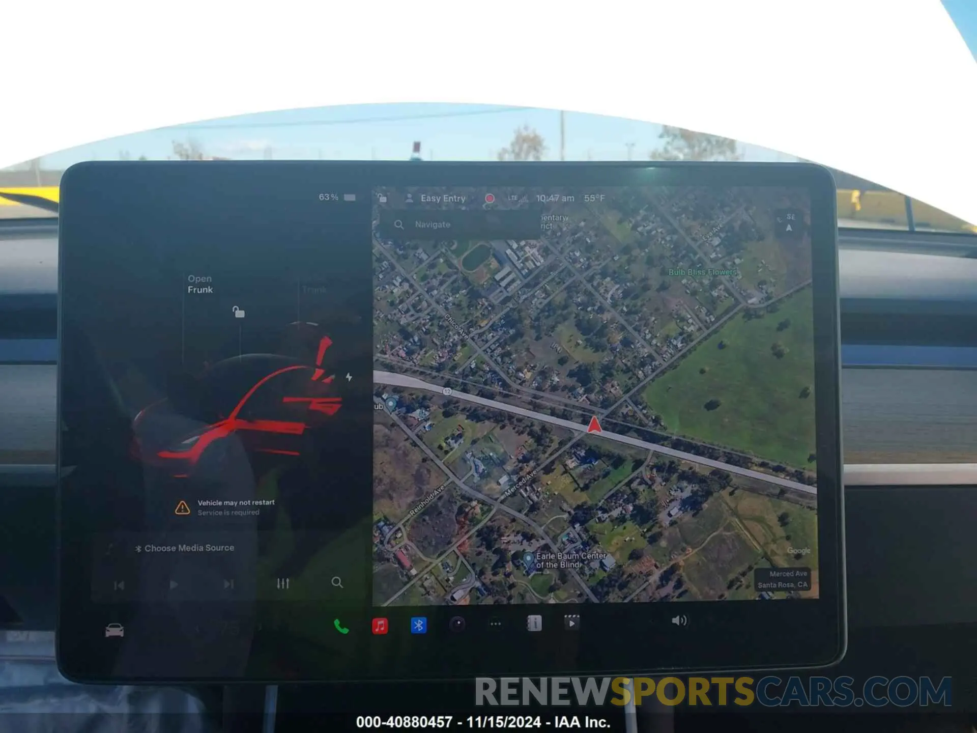 17 Photograph of a damaged car 5YJ3E1EA0KF484813 TESLA MODEL 3 2019