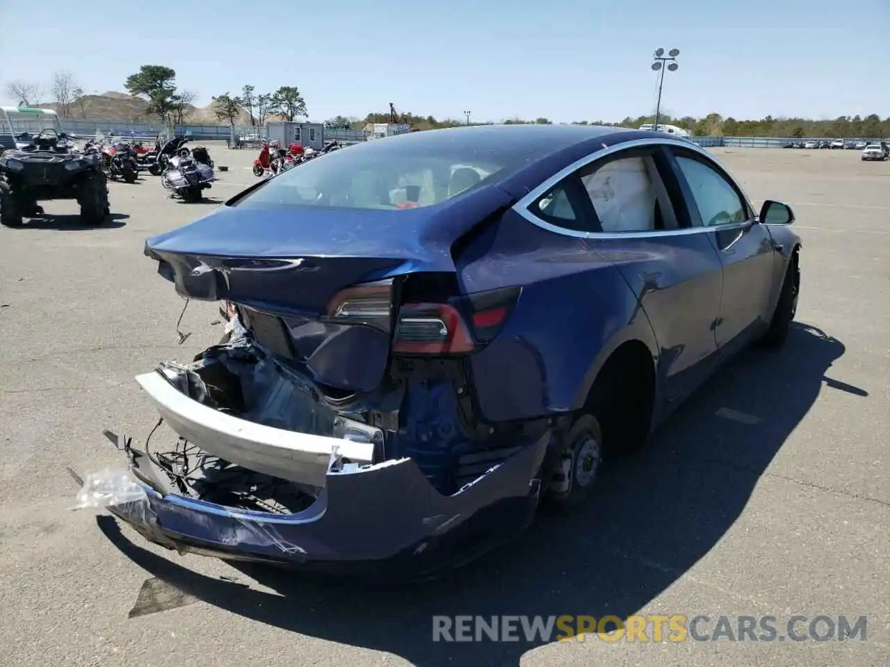 4 Photograph of a damaged car 5YJ3E1EA0KF486142 TESLA MODEL 3 2019