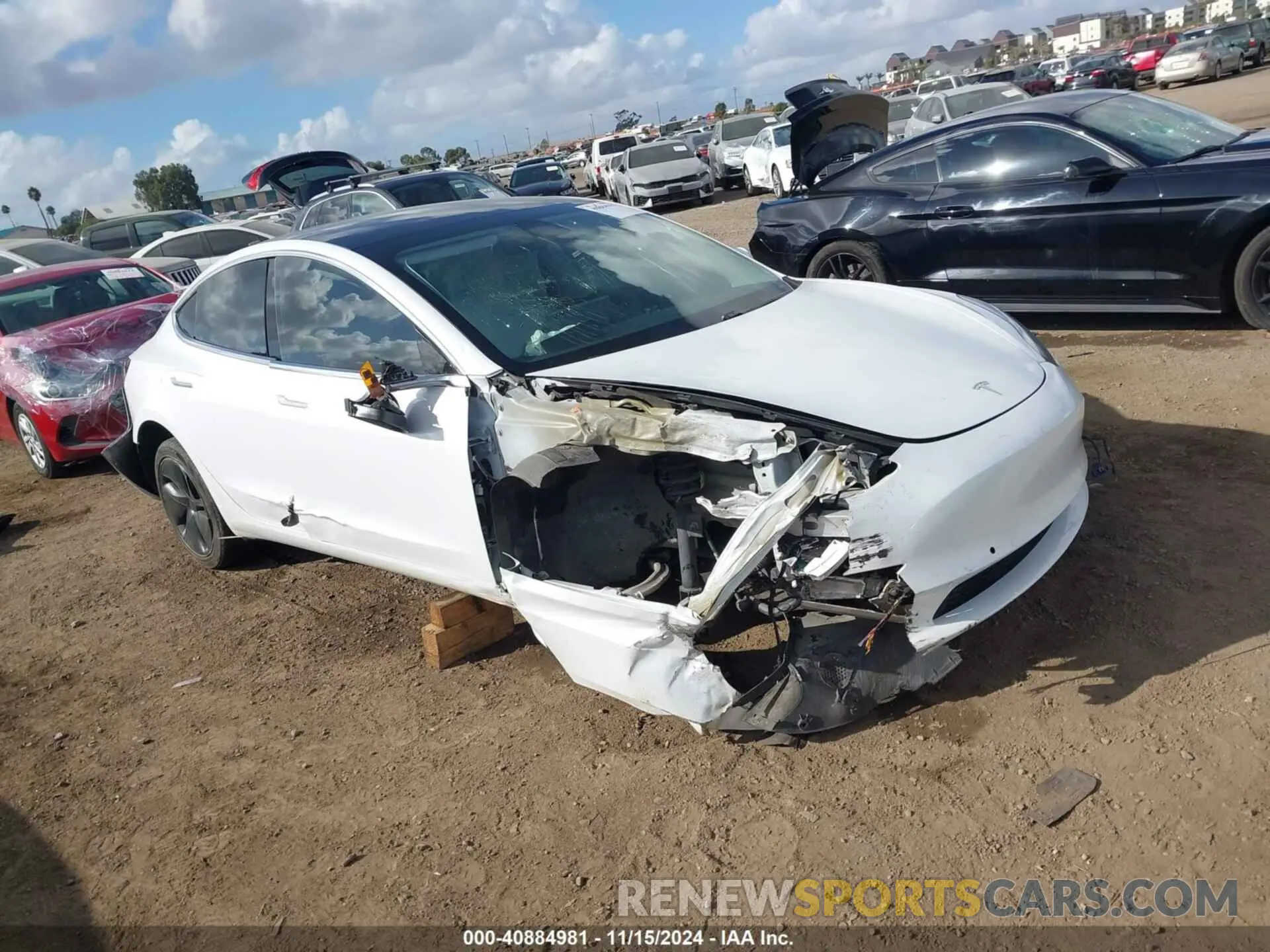 1 Photograph of a damaged car 5YJ3E1EA0KF486447 TESLA MODEL 3 2019