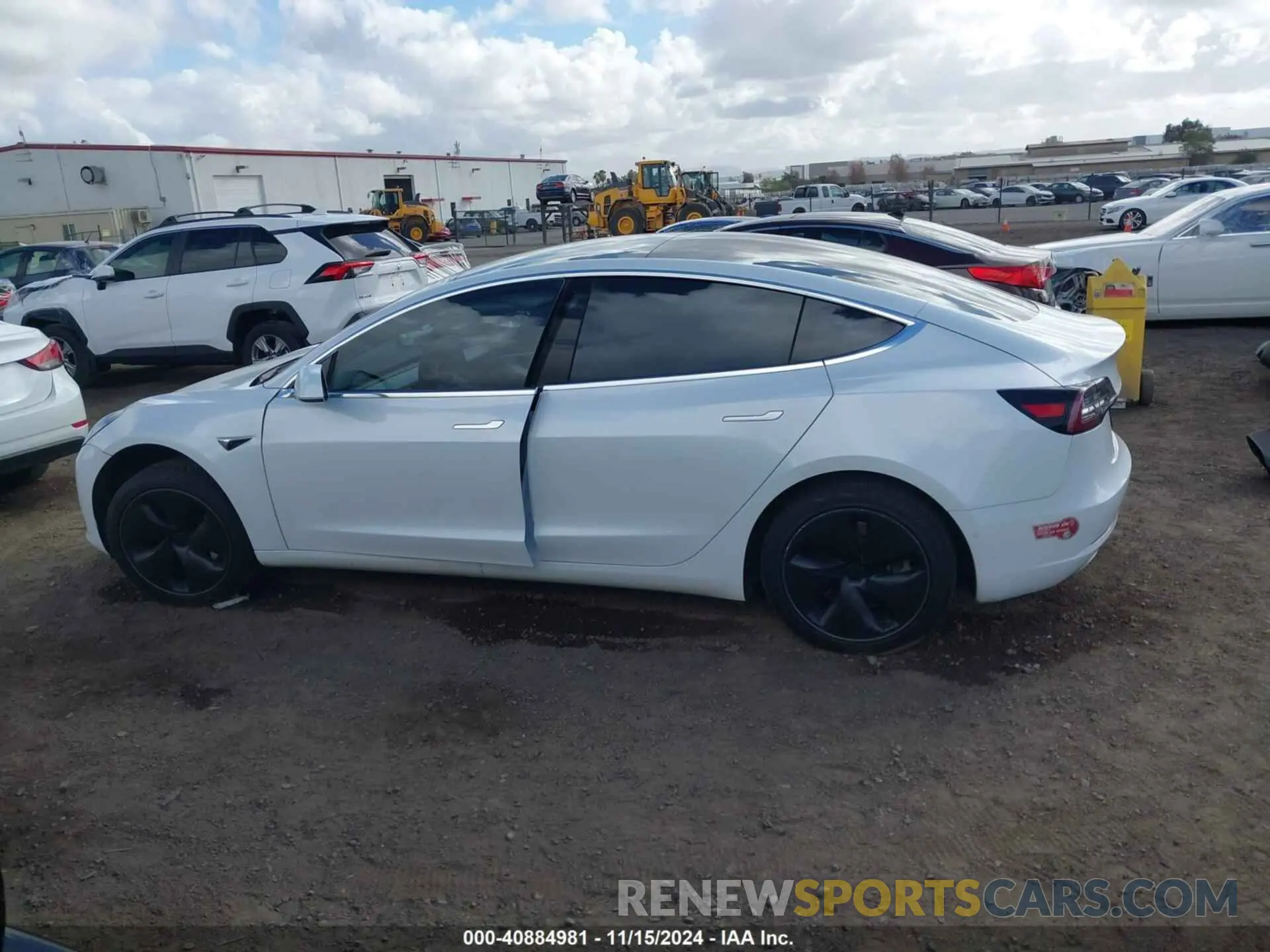 14 Photograph of a damaged car 5YJ3E1EA0KF486447 TESLA MODEL 3 2019