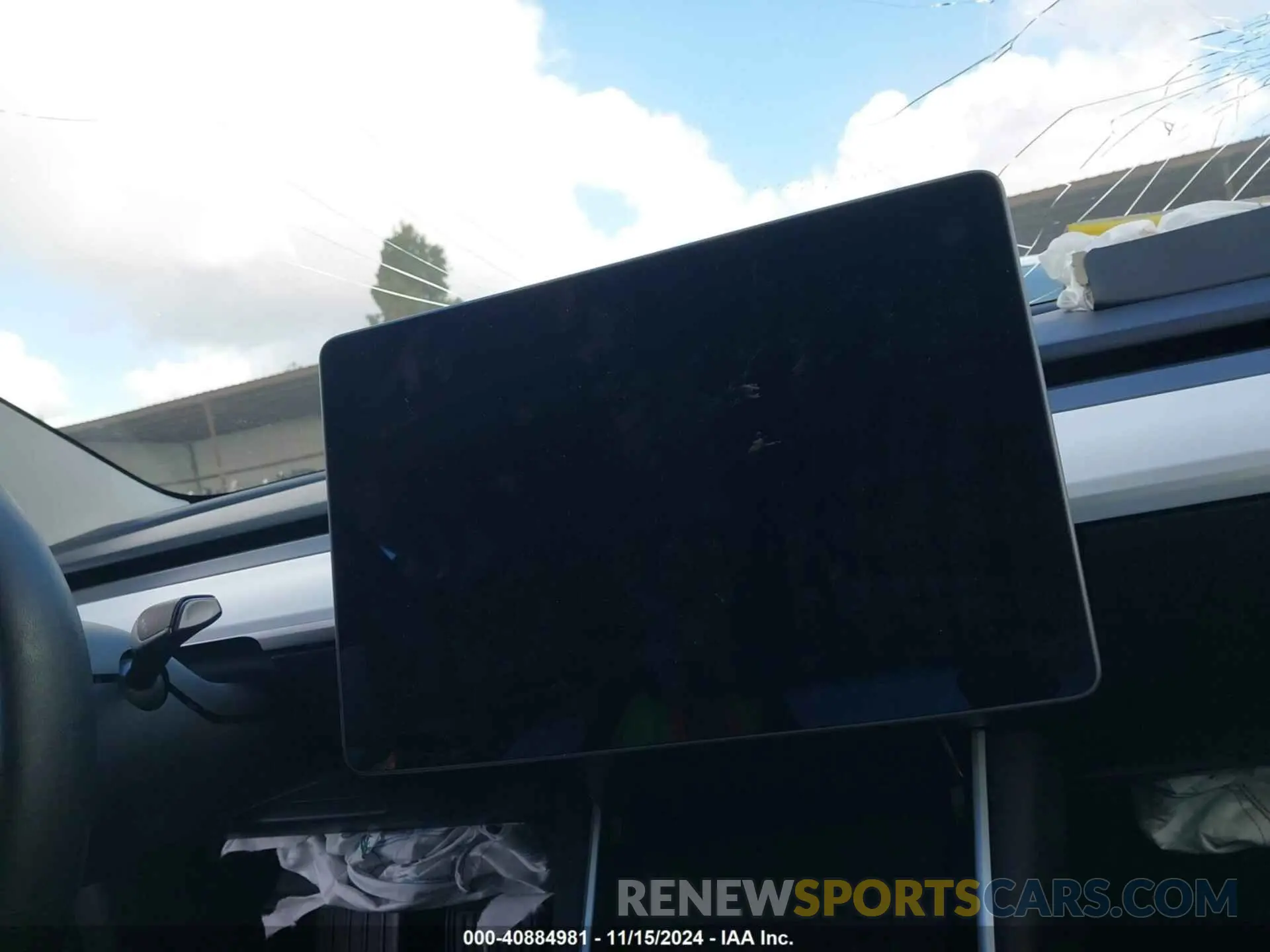 18 Photograph of a damaged car 5YJ3E1EA0KF486447 TESLA MODEL 3 2019