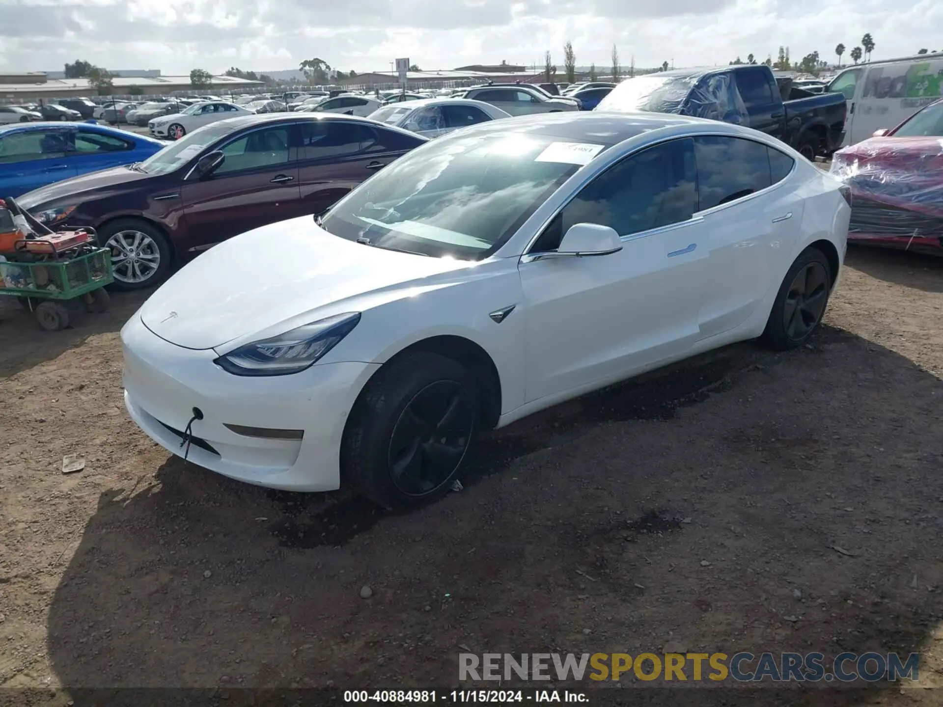 2 Photograph of a damaged car 5YJ3E1EA0KF486447 TESLA MODEL 3 2019