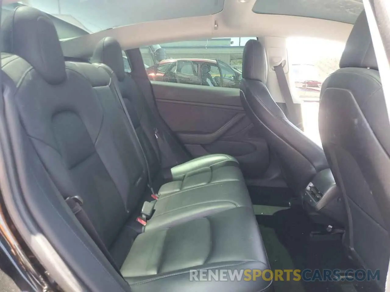 11 Photograph of a damaged car 5YJ3E1EA1KF193091 TESLA MODEL 3 2019