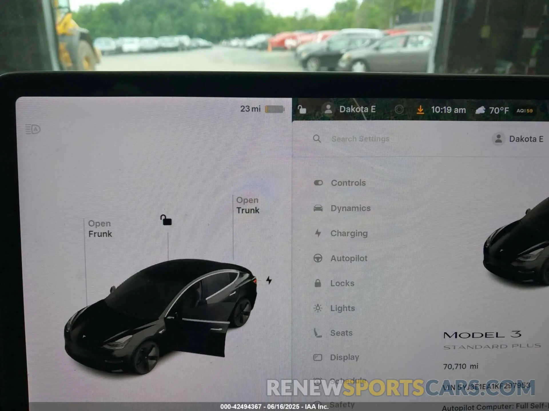 17 Photograph of a damaged car 5YJ3E1EA1KF297953 TESLA MODEL 3 2019