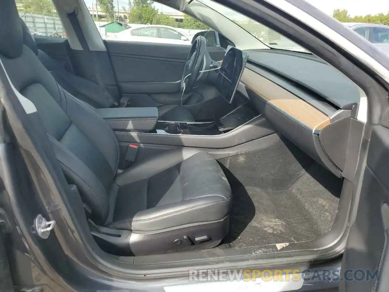 7 Photograph of a damaged car 5YJ3E1EA1KF306988 TESLA MODEL 3 2019