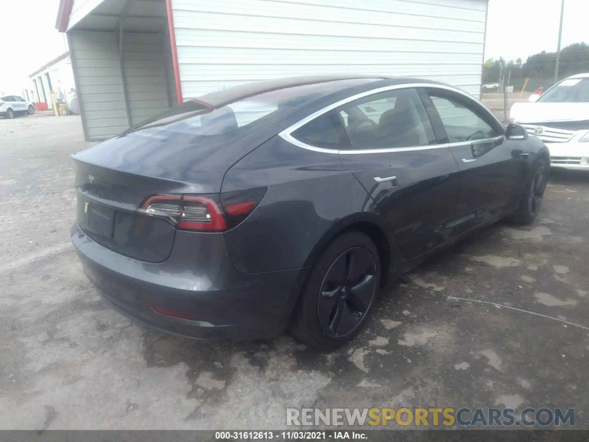 4 Photograph of a damaged car 5YJ3E1EA1KF307364 TESLA MODEL 3 2019