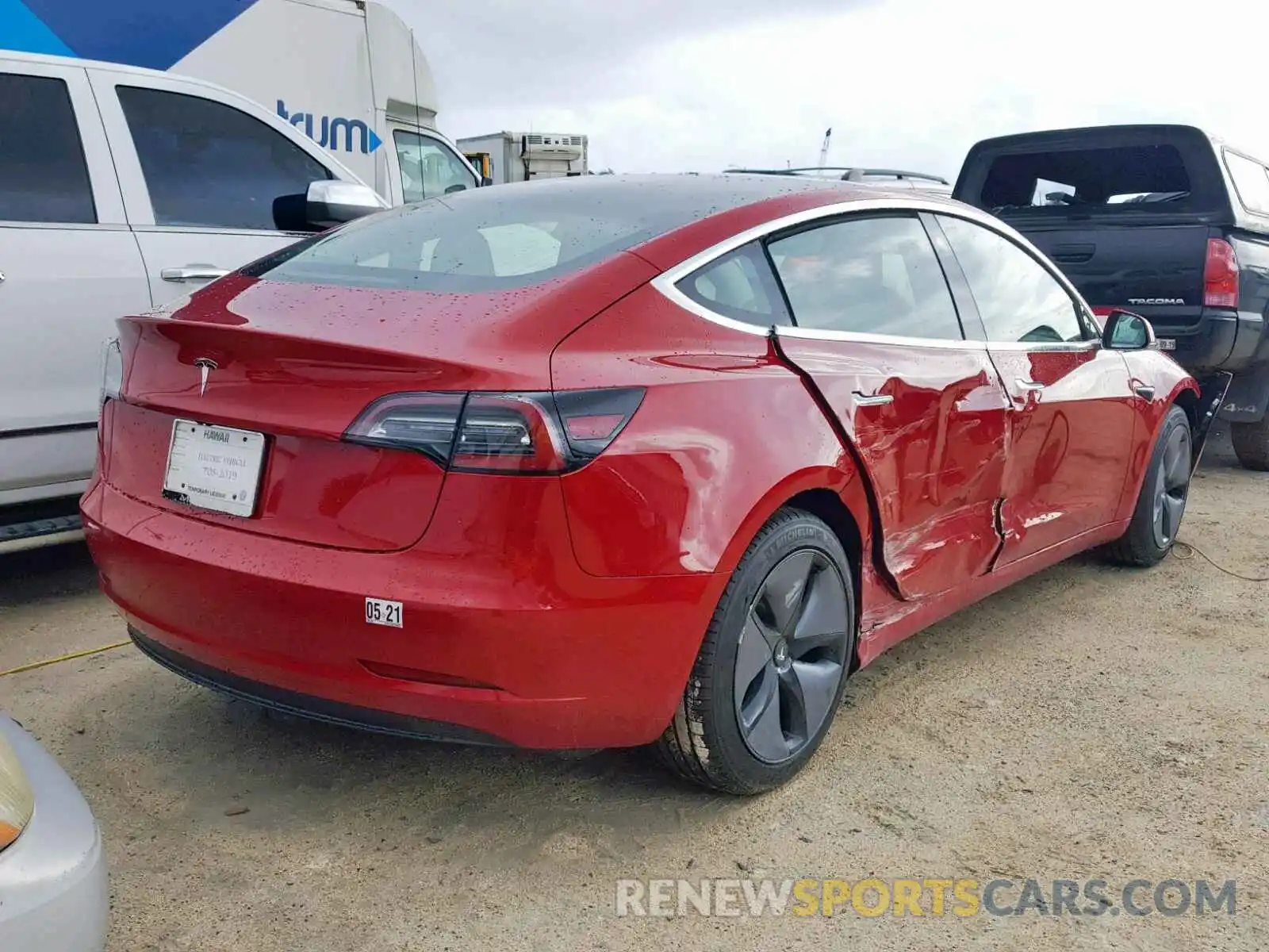 4 Photograph of a damaged car 5YJ3E1EA1KF308434 TESLA MODEL 3 2019