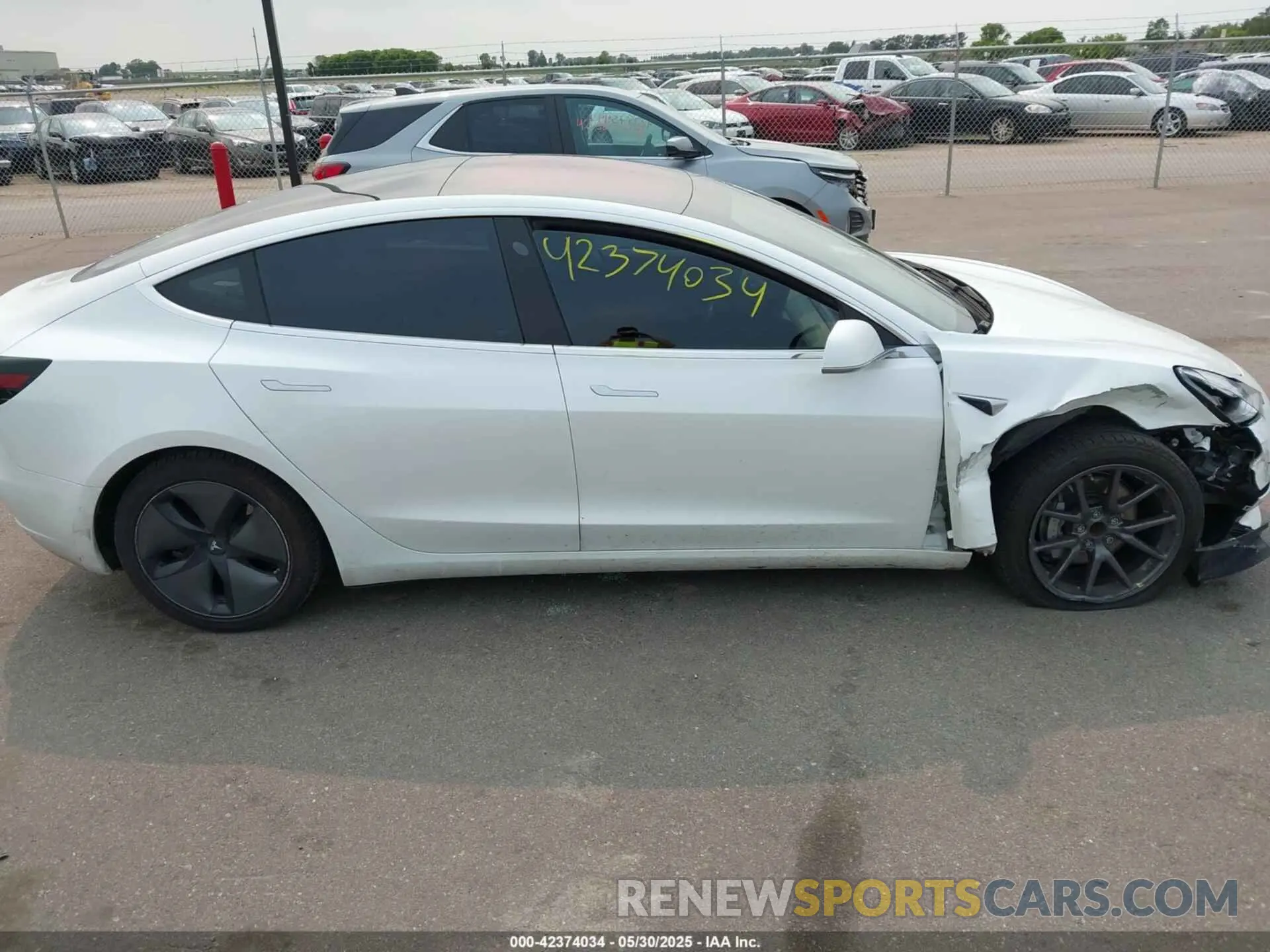 13 Photograph of a damaged car 5YJ3E1EA1KF310118 TESLA MODEL 3 2019