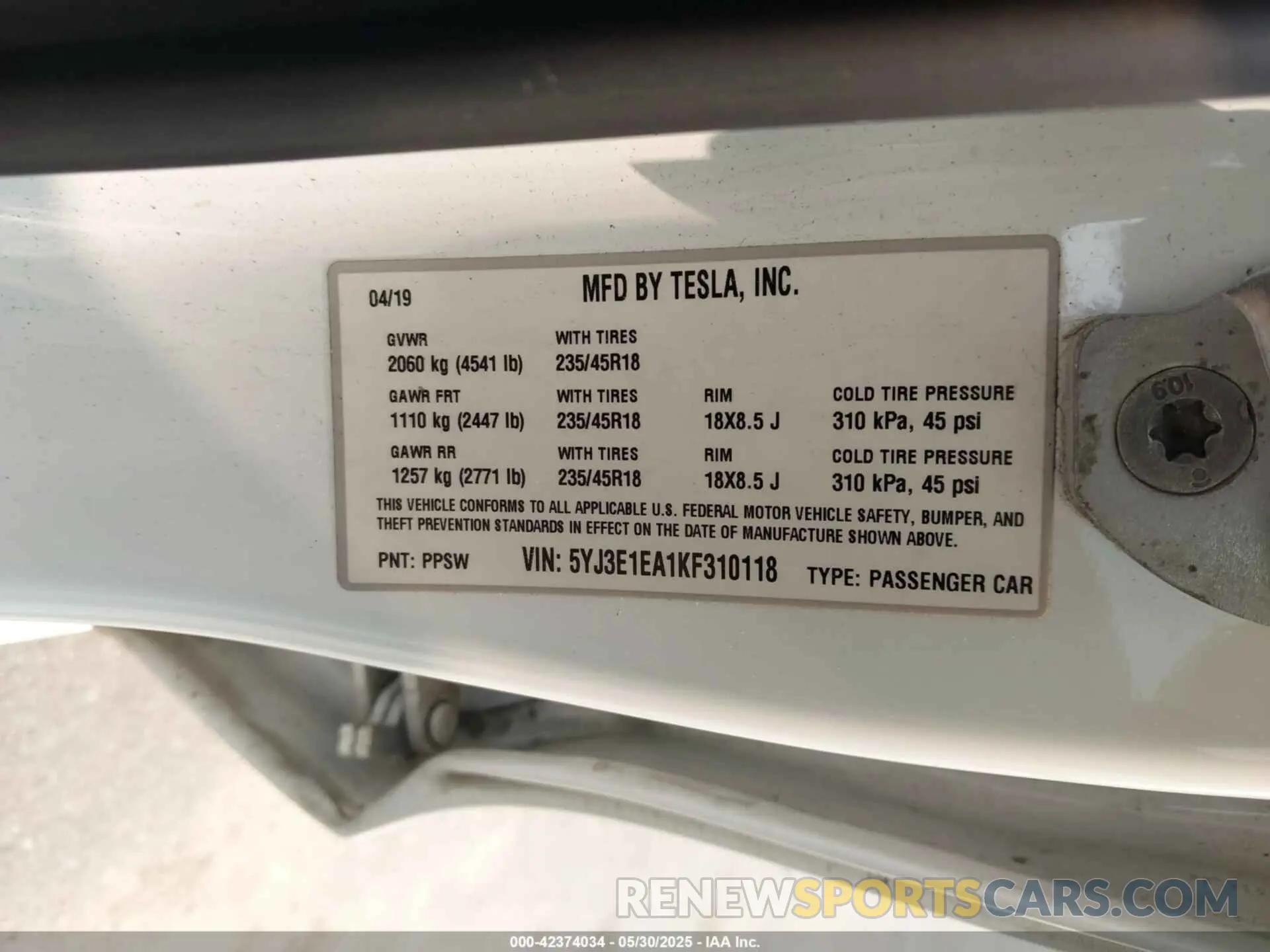 9 Photograph of a damaged car 5YJ3E1EA1KF310118 TESLA MODEL 3 2019