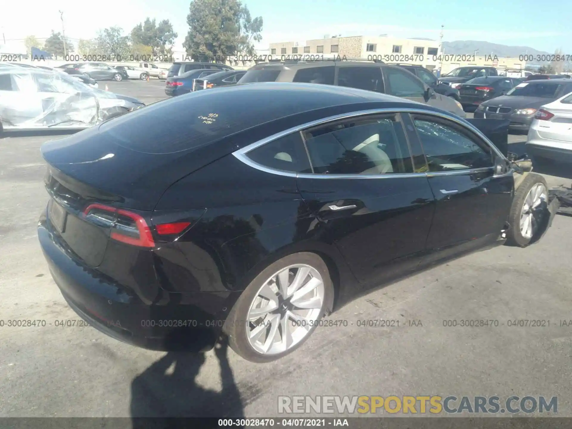 4 Photograph of a damaged car 5YJ3E1EA1KF312662 TESLA MODEL 3 2019