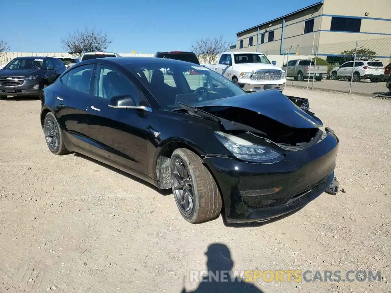 4 Photograph of a damaged car 5YJ3E1EA1KF324228 TESLA MODEL 3 2019