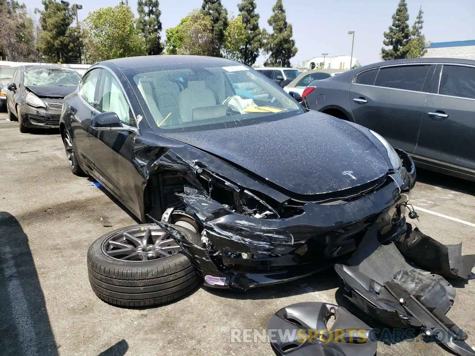 1 Photograph of a damaged car 5YJ3E1EA1KF332197 TESLA MODEL 3 2019