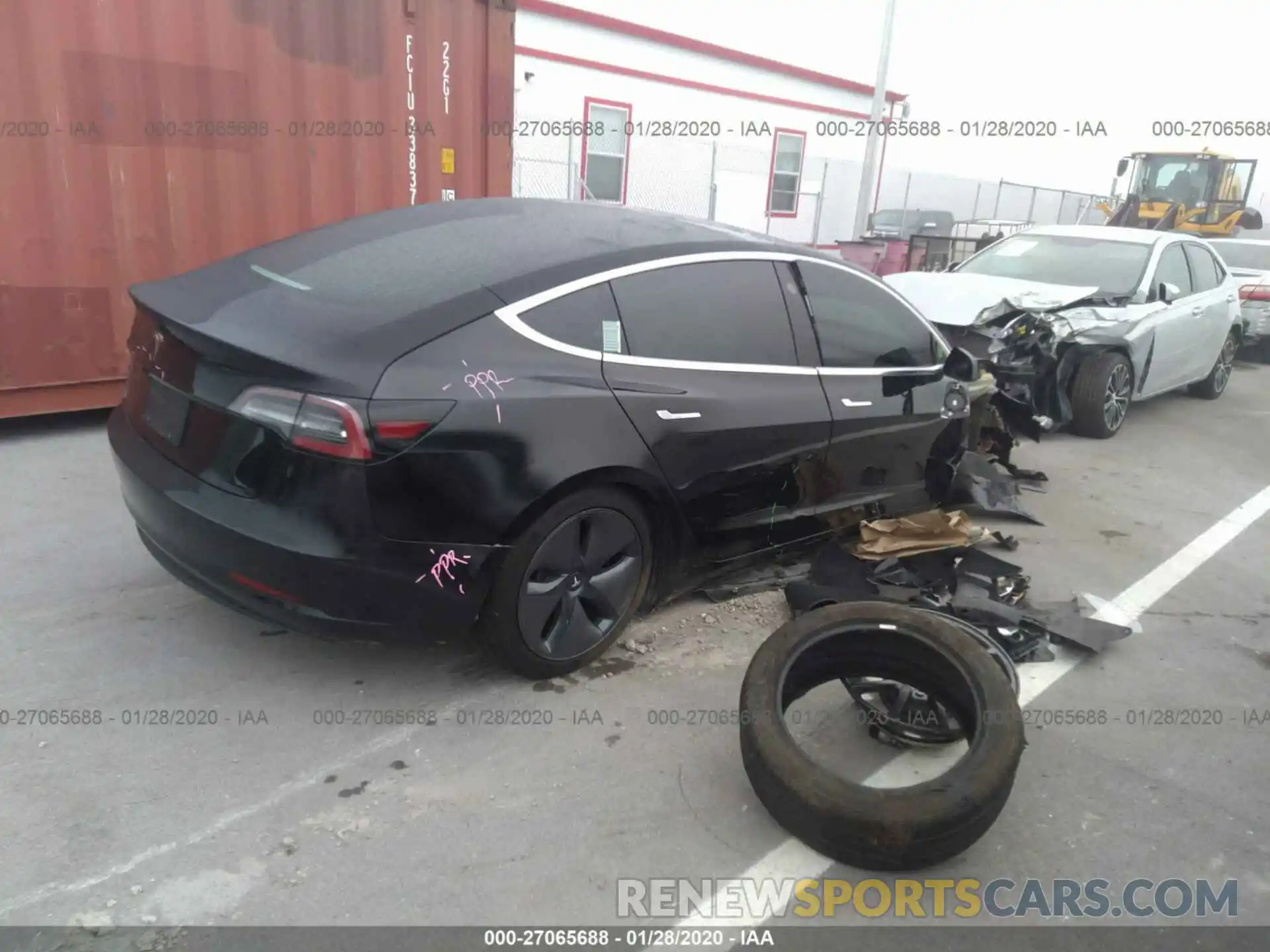 4 Photograph of a damaged car 5YJ3E1EA1KF395185 TESLA MODEL 3 2019