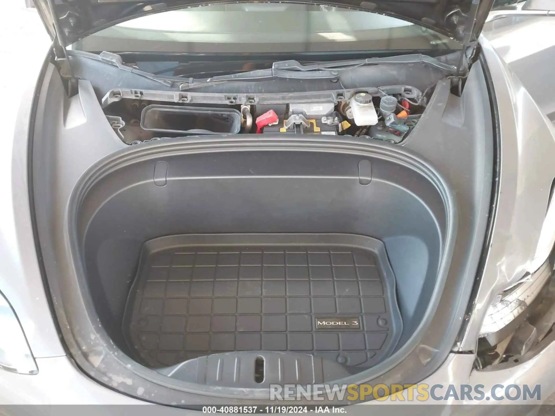 10 Photograph of a damaged car 5YJ3E1EA1KF399916 TESLA MODEL 3 2019