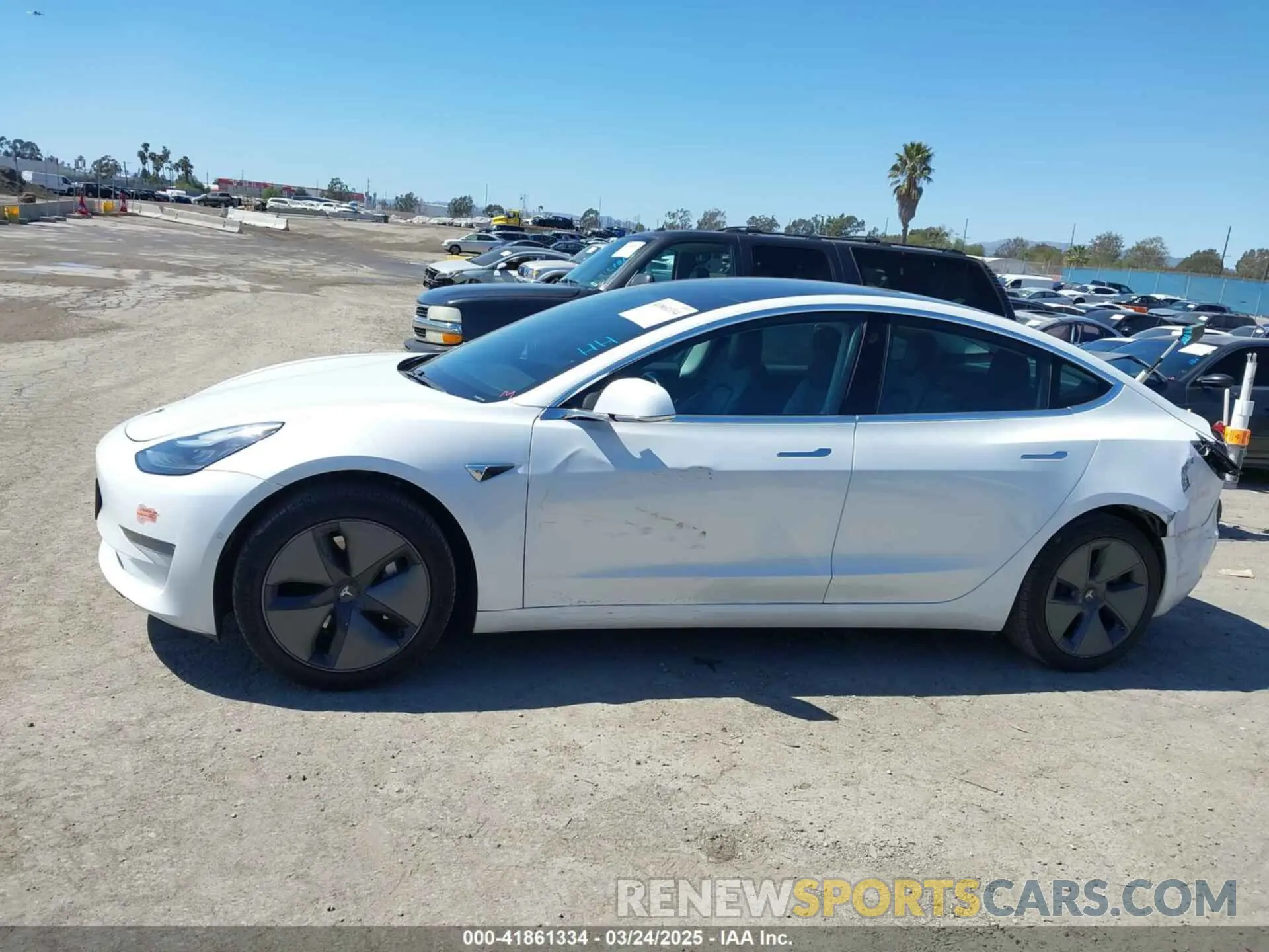14 Photograph of a damaged car 5YJ3E1EA1KF422983 TESLA MODEL 3 2019