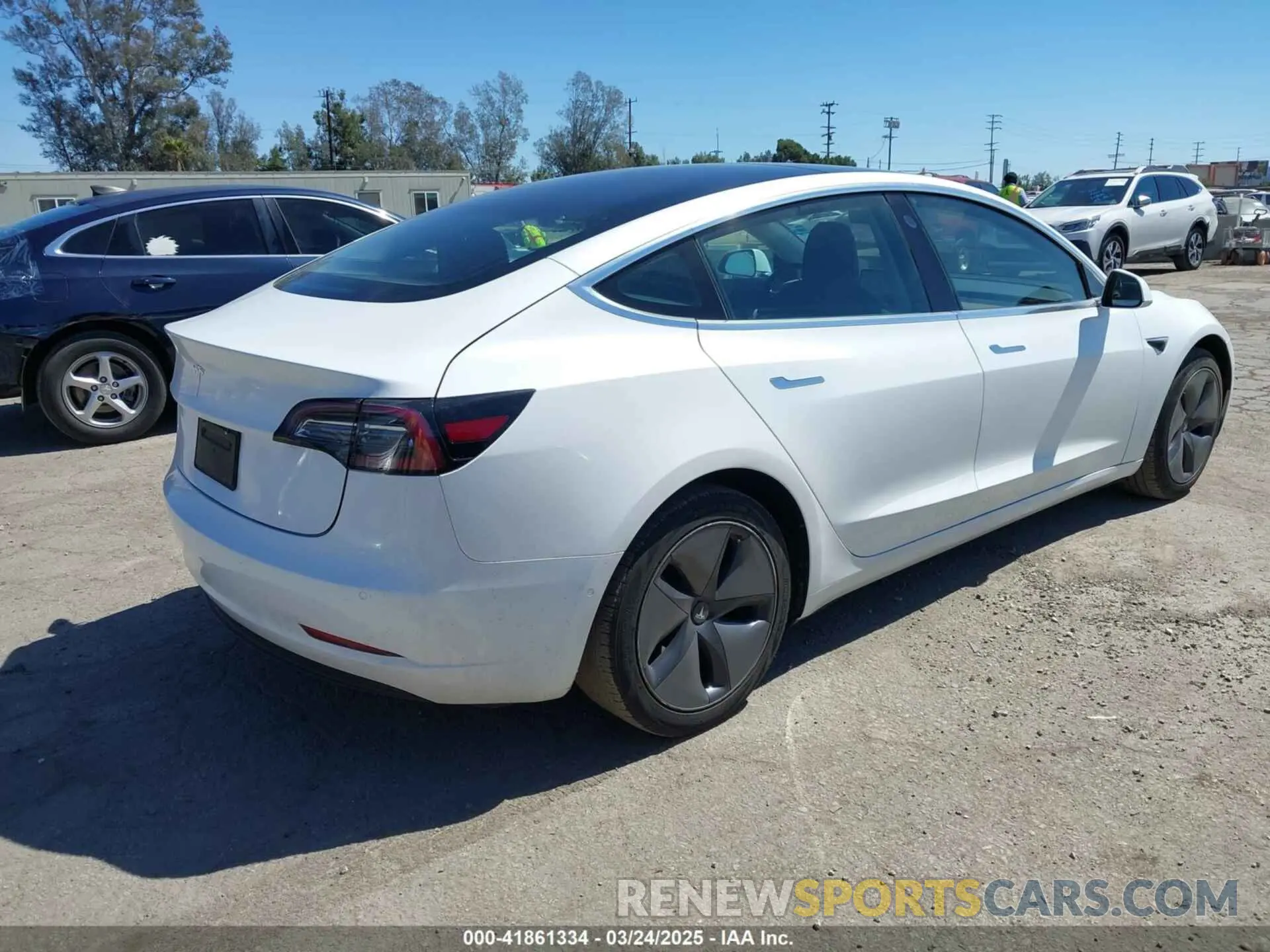 4 Photograph of a damaged car 5YJ3E1EA1KF422983 TESLA MODEL 3 2019