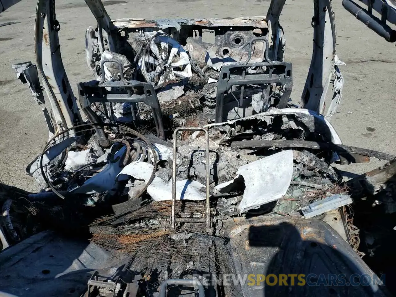 8 Photograph of a damaged car 5YJ3E1EA1KF447897 TESLA MODEL 3 2019